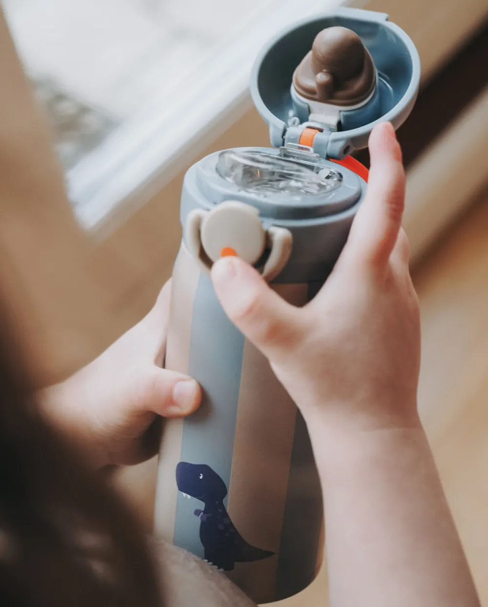 NOUI NOUI Drikkedunk - Dino- Madkasser & Drikkedunke