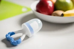 Nuvita FLAVORILLO 2 i 1 frugtsut og bidering - grøn- Foodfeeder Og Frugtsut