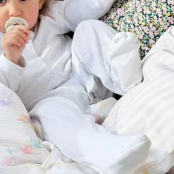 All By Voss Junior sengetøj, Unicorn Rose/Beige 100x140 cm-Børn Sengetøj