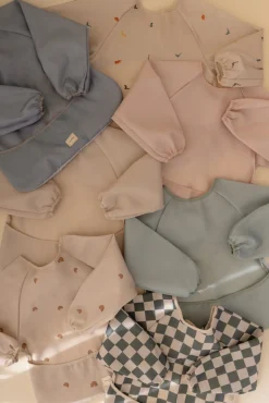 MUSHIE Langærmet Spisesmæk - Roman Green- Hagesmække