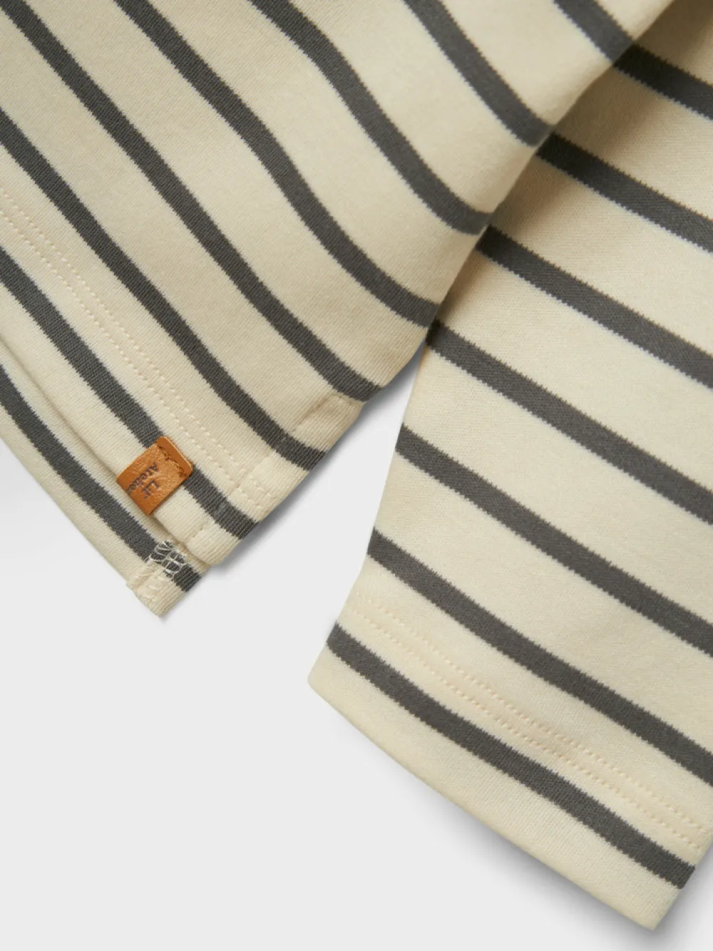 Lil' Atelier Limia Bluse - TURTLEDOVE- Bluser