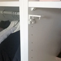 BabyDan Magnetisk skabslås- Sikkerhed I Hjemmet