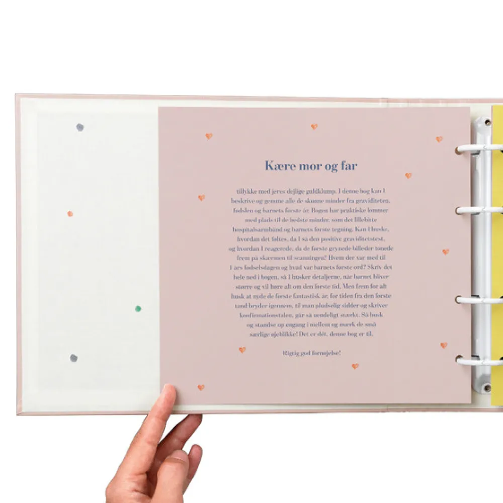 Specialday Mine første år - Minder Og Gemmer - creme- Barnets Bog