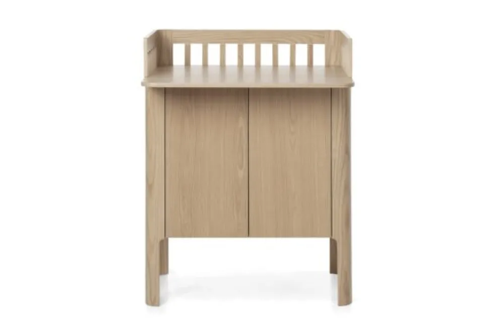 FLEXA Nova tremmeseng med puslebord - eg-Børn Pusleborde|Tremmesenge