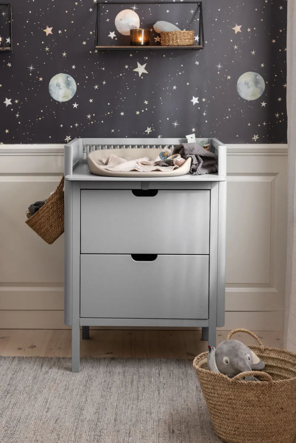 Sebra Puslebord med skuffer - stone grå-Børn Pusleborde|Pusleborde