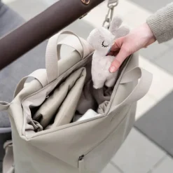 Done By Deer Puslerygsæk - sand- Pusletasker & Transporttasker