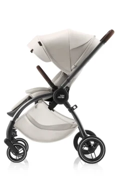 Britax Römer Rio Lux - Soft Taupe- Klapvogne Med Flade Sæder