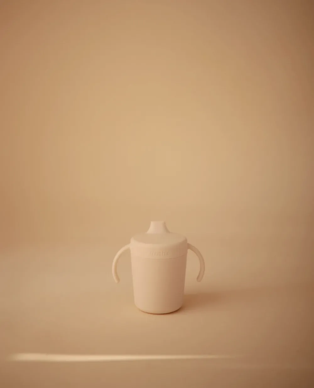 MUSHIE Sippy-Kop I Hård Plast - Ivory- Service