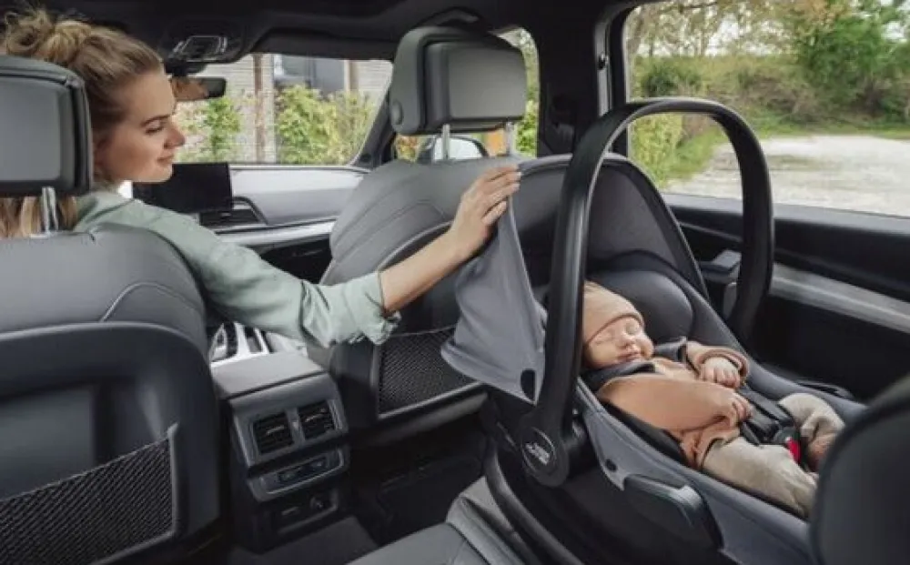Britax Römer Smile 5Z lux inkl. liggedel og Baby-Safe Core autostol - soft taupe/space black- Kombivognspakker|Vognpakker