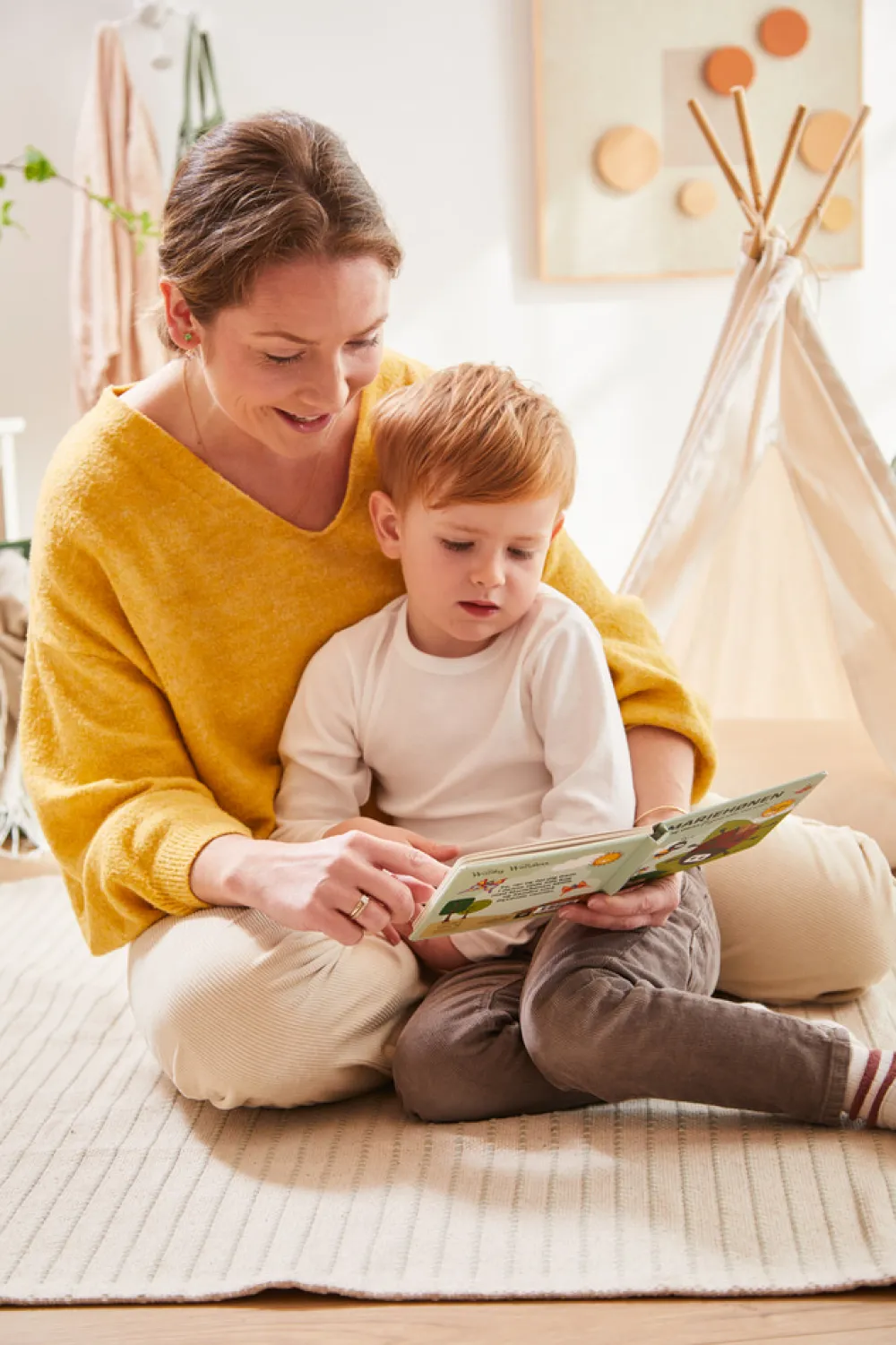 Barbo Toys Wacky Wonders Touch and Feel Book - Fugl- Røre- & Følebøger|Papbøger