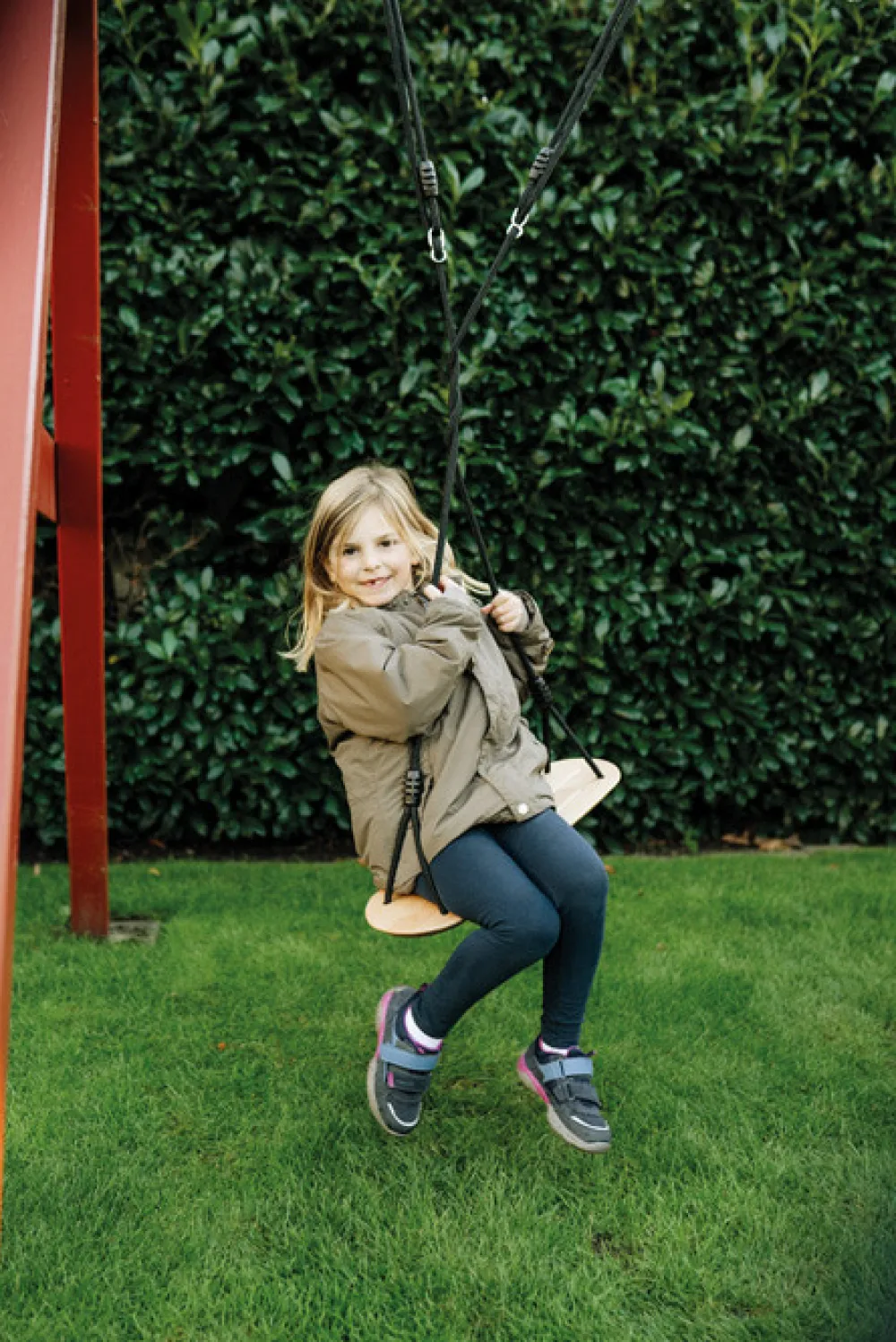 SMALL FOOT XL Gynge "Black Line"- Leg I Haven