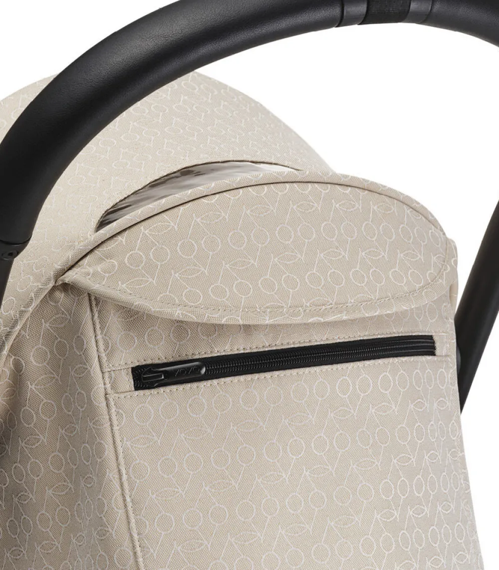Stokke® YOYO³ Klapvogn - Bonpoint beige på sort stel- Rejseklapvogne