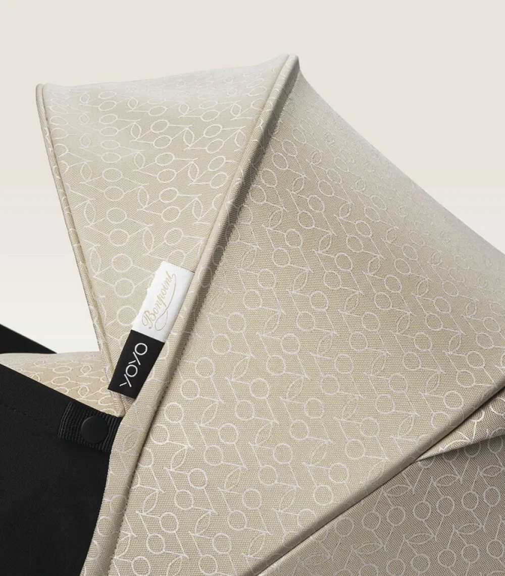 Stokke® YOYO³ Klapvogn - Bonpoint beige på sort stel- Rejseklapvogne