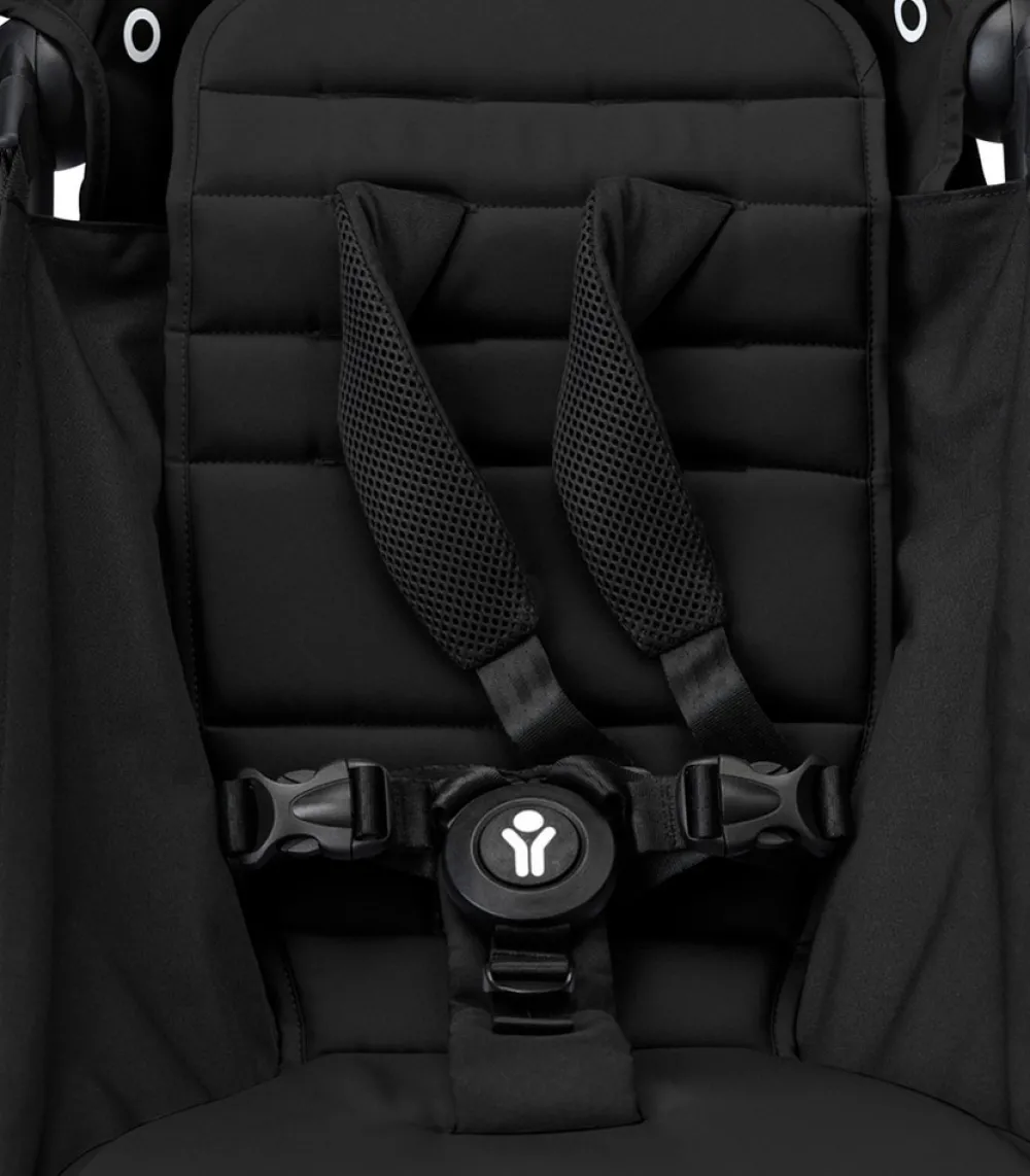 Stokke® YOYO³ Klapvogn - sort på hvidt stel- Rejseklapvogne