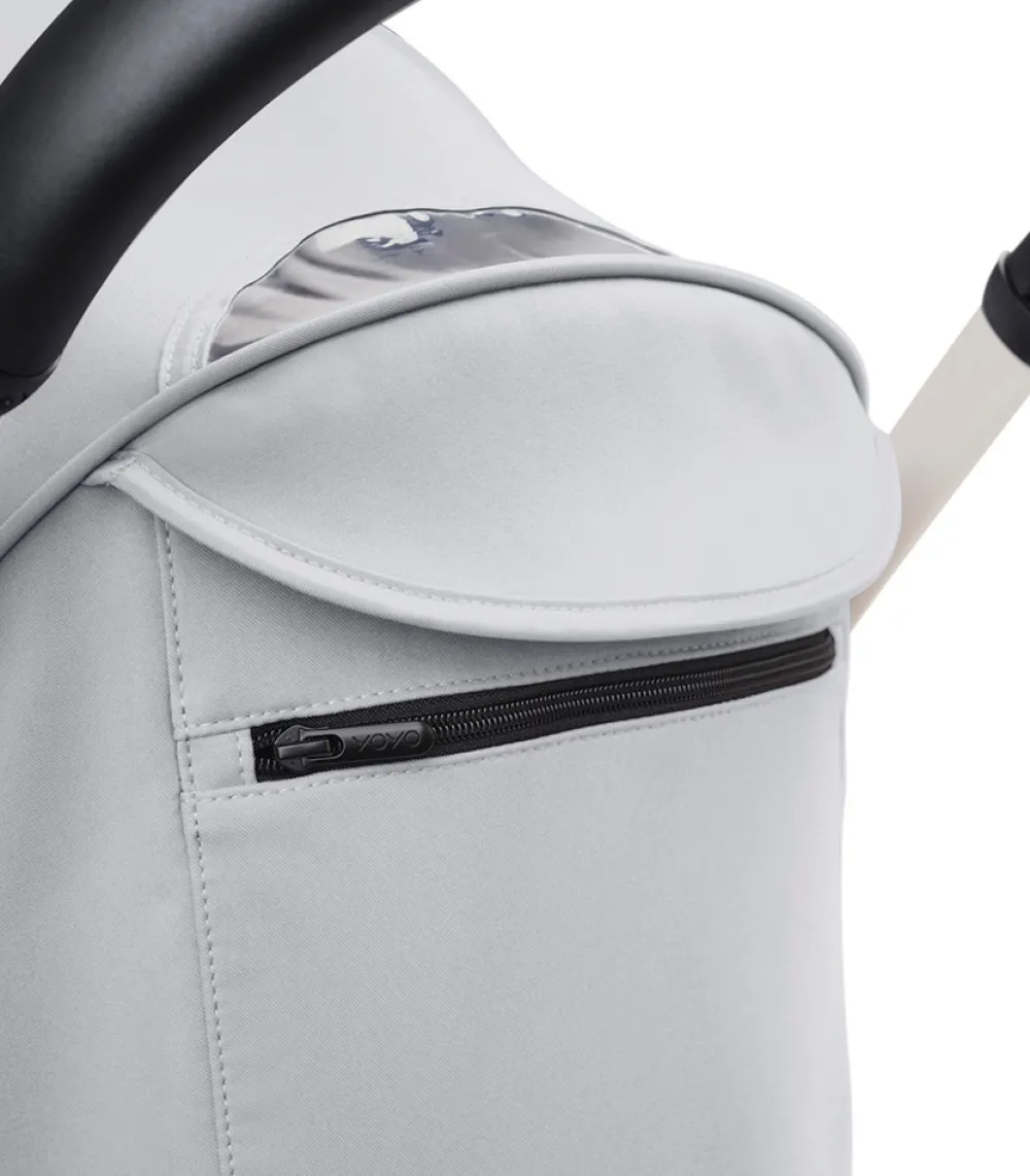 Stokke® YOYO³ Klapvogn - stone på hvidt stel- Rejseklapvogne