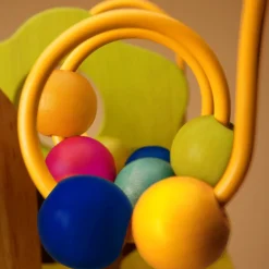 B Toys Zany Zoo aktivitets legeplads- Trælegetøj